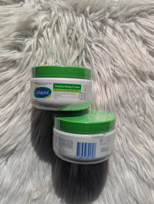 Cetaphil Moisturising Cream Dry to Normal Sensitive Skin - 250g