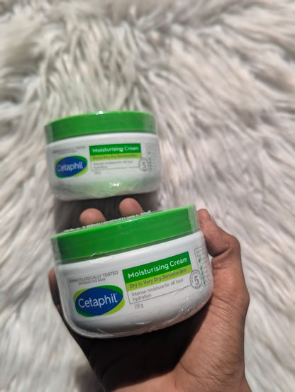 Cetaphil Moisturising Cream Dry to Normal Sensitive Skin - 250g